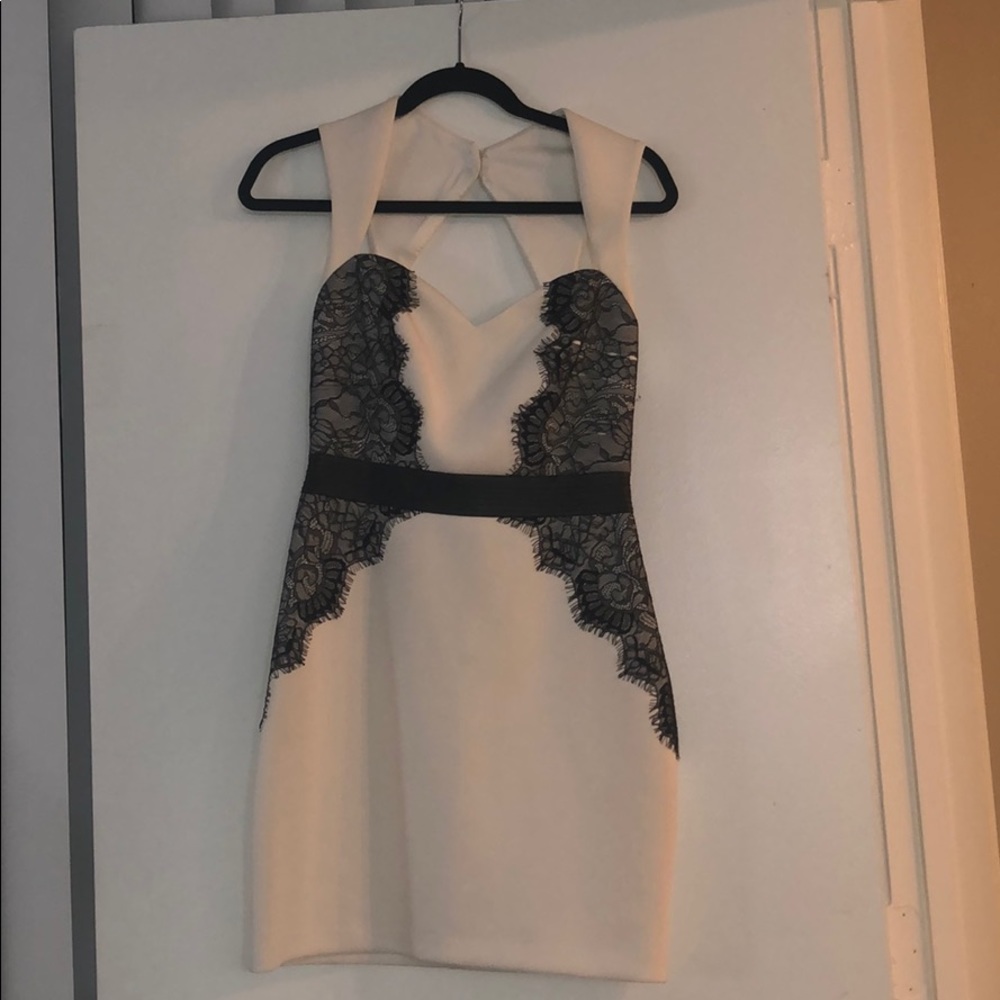 Guess dress size 6